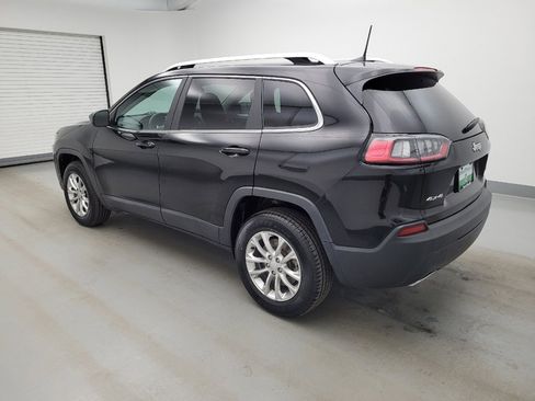Used 2019 Jeep Cherokee Latitude w/ Cold Weather Group AWD/4WD image 3
