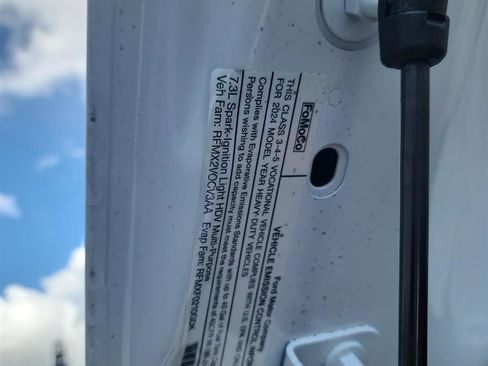 New 2024 Ford F450 XL w/ XL Chrome Package image 11