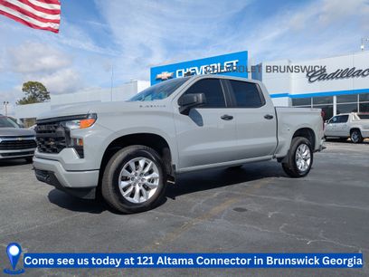 Used 2025 Chevrolet Silverado 1500 Custom