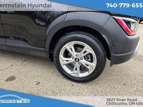 Used 2023 Hyundai Kona SEL w/ Cargo Package AWD/4WD image 26
