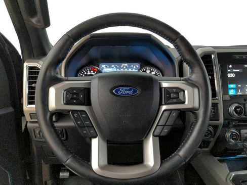 Used 2017 Ford F150 Lariat w/ Equipment Group 501A Mid AWD/4WD image 18