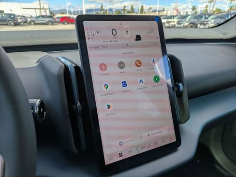 New 2026 Volvo EX30 Cross Country Ultra image 7