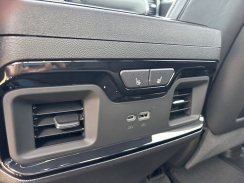 New 2026 GMC Sierra 1500 AT4X w/ LPO, Black Badging Package AWD/4WD image 19