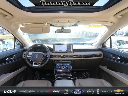 Certified 2023 Lincoln Nautilus Reserve image 23