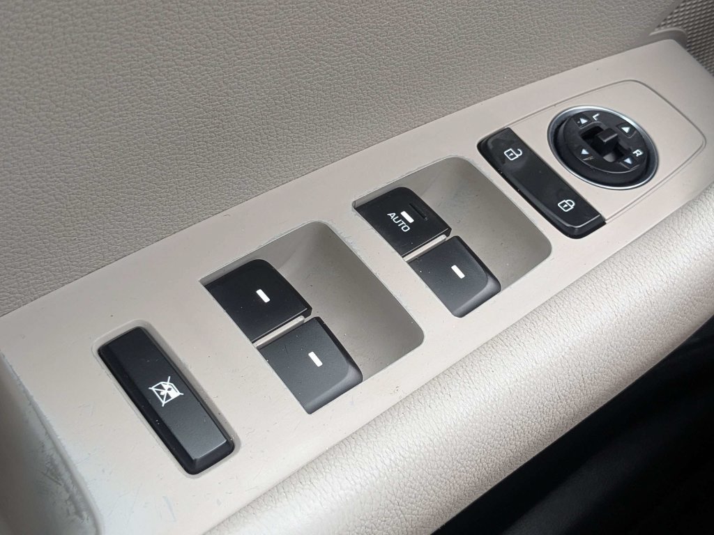 Used 2015 Hyundai Sonata SE w/ Winter Package FWD image 29