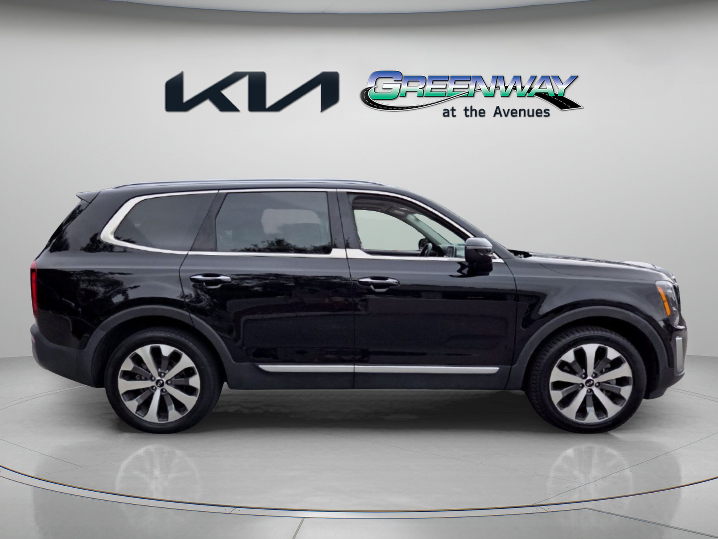 Used 2020 Kia Telluride S FWD image 8