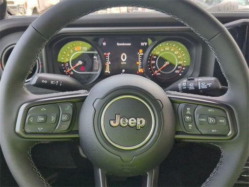 New 2025 Jeep Wrangler Unlimited Rubicon image 29