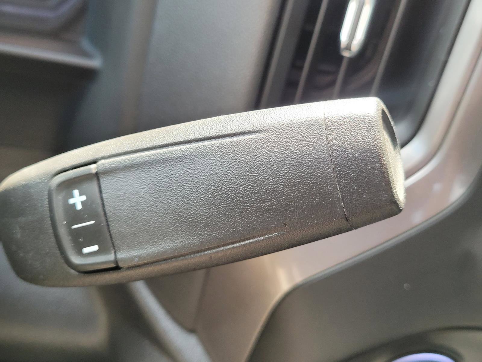Used 2025 Chevrolet Silverado 1500 Custom RWD image 27