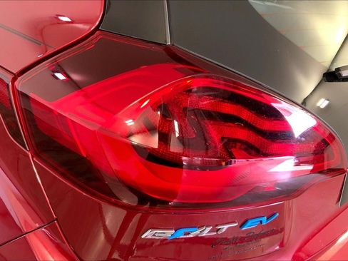 Used 2021 Chevrolet Bolt LT image 28