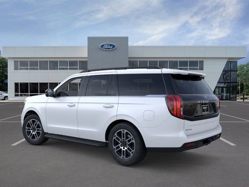 New 2026 Ford Expedition Active image 27