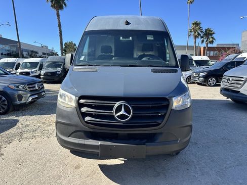 Used 2019 Mercedes-Benz Sprinter 144 Cargo image 2