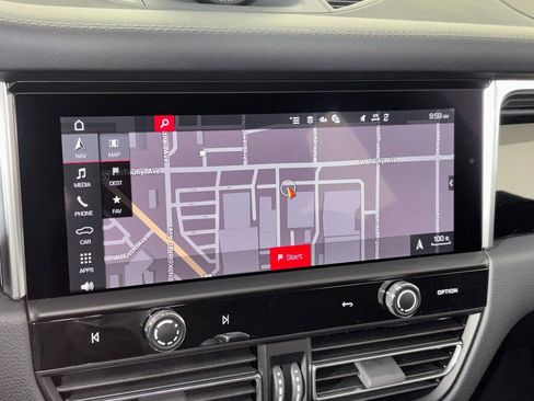 New 2026 Porsche Macan image 27