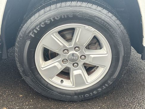 Used 2014 Jeep Compass Sport w/ Power Value Group image 7