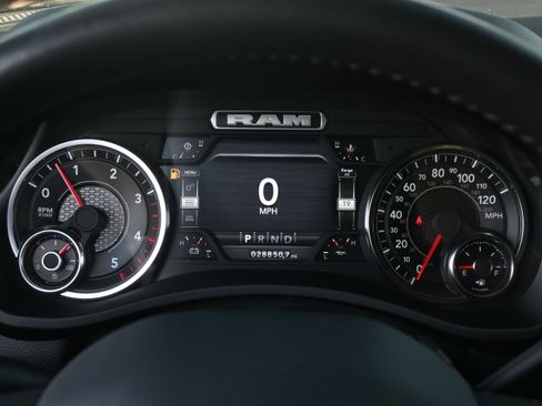 Used 2024 RAM 2500 Big Horn w/ Night Edition image 12