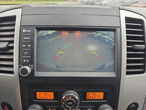 Used 2020 Nissan Frontier SV w/ Midnight Edition Floor Mats RWD image 25