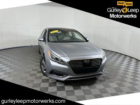 Used 2017 Hyundai Sonata Limited w/ Ultimate Package 02 image 1