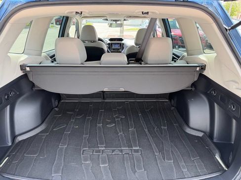 Used 2022 Subaru Forester Premium AWD/4WD image 7