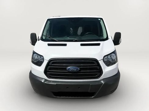 Used 2018 Ford Transit 150 130 Low Roof RWD image 2