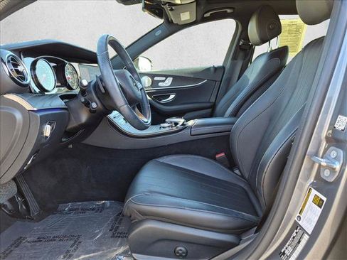 Used 2018 Mercedes-Benz E 300 image 16