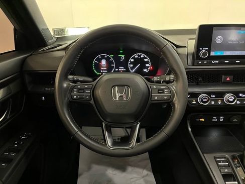 Used 2023 Honda CR-V Sport image 17