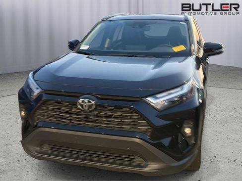 Certified 2025 Toyota RAV4 XLE Premium FWD image 4