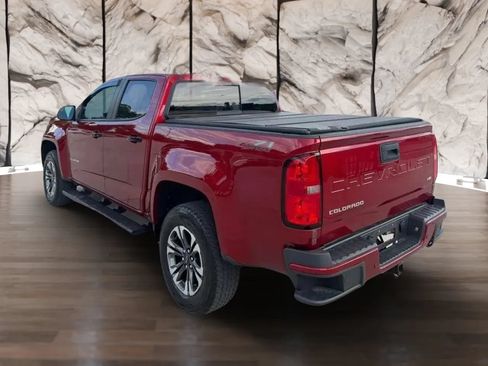 Used 2021 Chevrolet Colorado Z71 AWD/4WD image 5