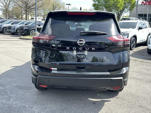 New 2026 Nissan Rogue SV FWD image 6