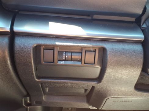 Certified 2024 Subaru Impreza 2.0i AWD/4WD image 17