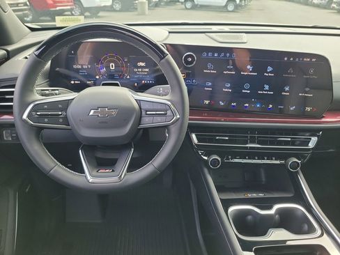 New 2026 Chevrolet Traverse Z71 image 4