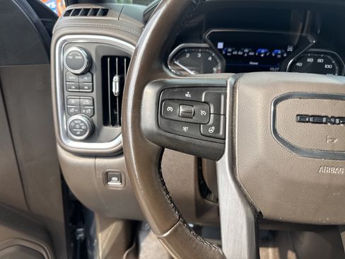 Used 2021 GMC Sierra 1500 Denali AWD/4WD image 18