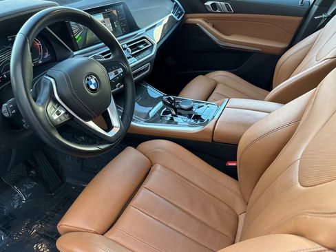 Used 2022 BMW X5 xDrive40i w/ Premium Package image 4
