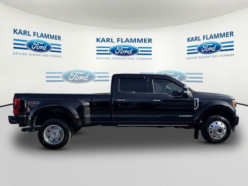 Certified 2019 Ford F450 Platinum w/ Platinum Ultimate Package image 2