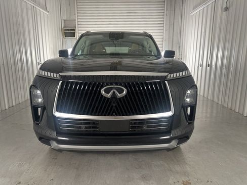 Certified 2025 INFINITI QX80 Sensory image 2
