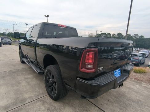Used 2025 RAM 2500 Big Horn AWD/4WD image 5