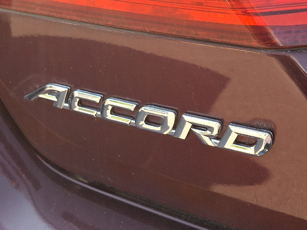 Used 2015 Honda Accord EX-L image 11