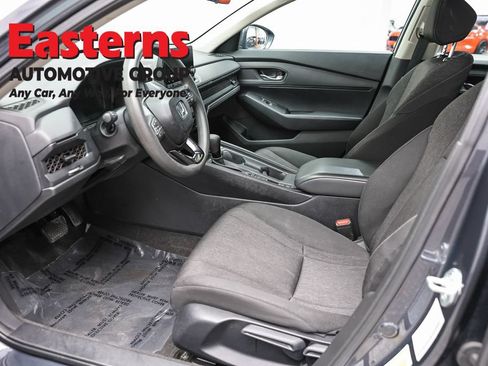 Used 2025 Honda Accord LX image 14