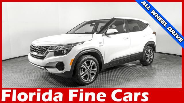 Used 2022 Kia Seltos LX AWD/4WD image 1