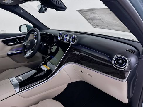 New 2026 Mercedes-Benz GLC 300 image 32