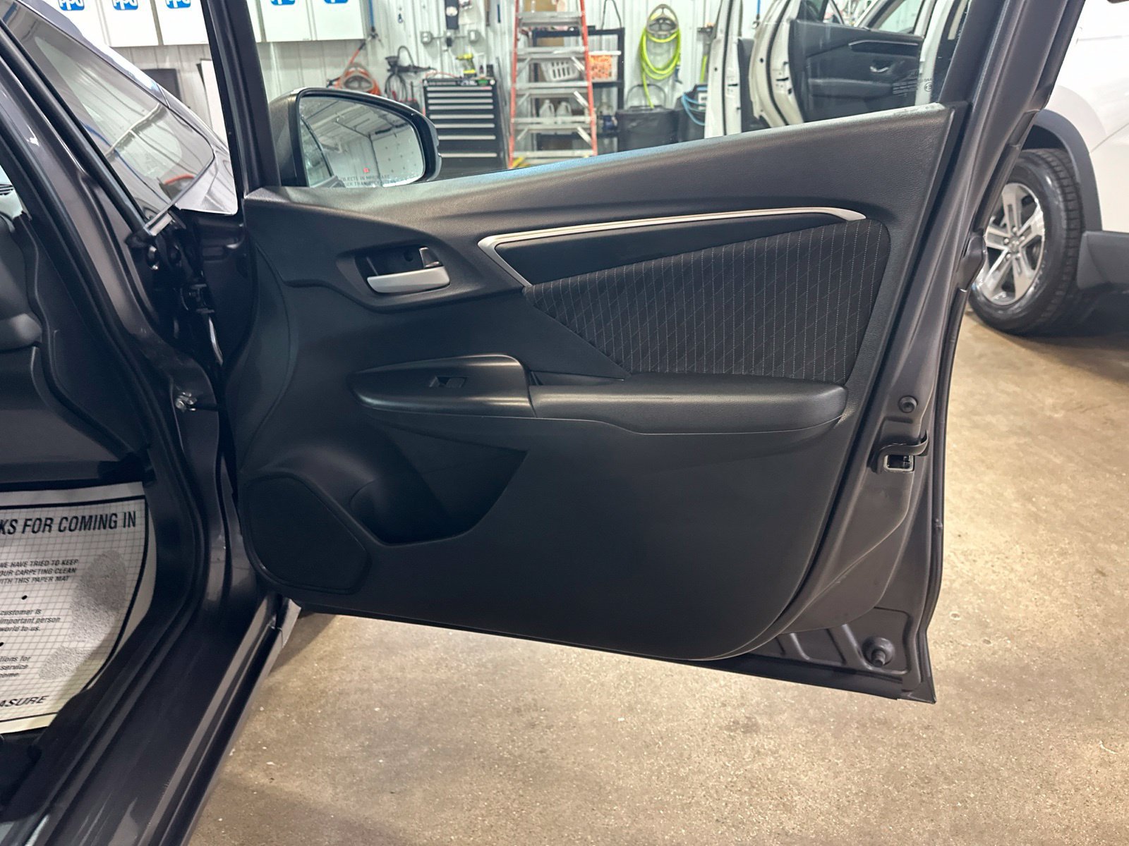 Used 2020 Honda Fit EX image 33