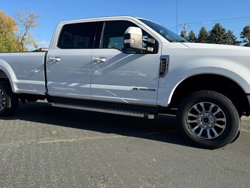 Used 2021 Ford F250 Lariat image 9