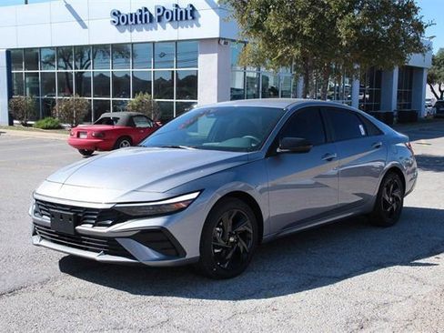 Certified 2026 Hyundai Elantra Sport image 8