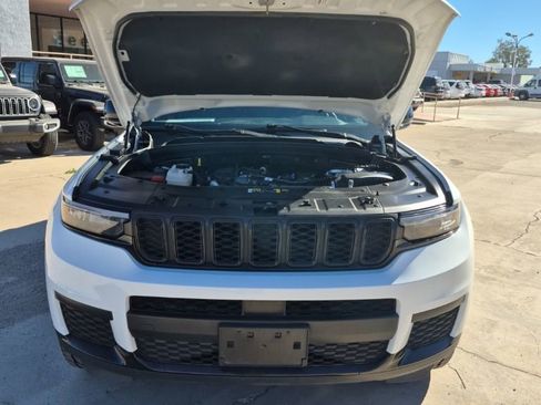Certified 2023 Jeep Grand Cherokee L Laredo AWD/4WD image 66
