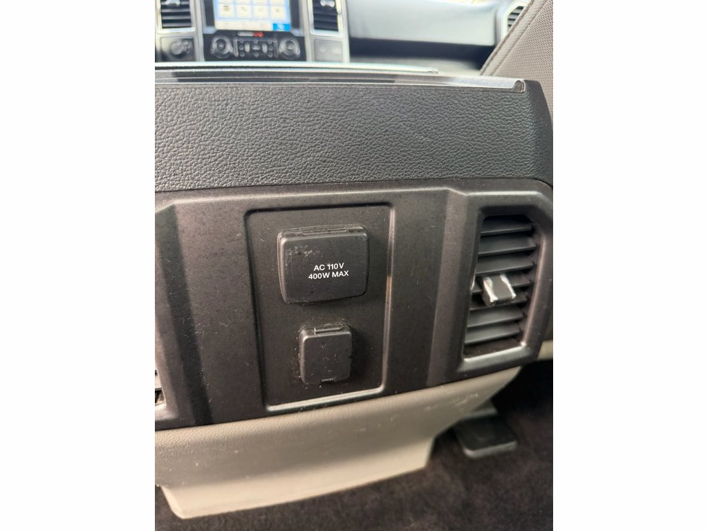 Used 2016 Ford F150 XLT w/ Equipment Group 302A Luxury AWD/4WD image 19