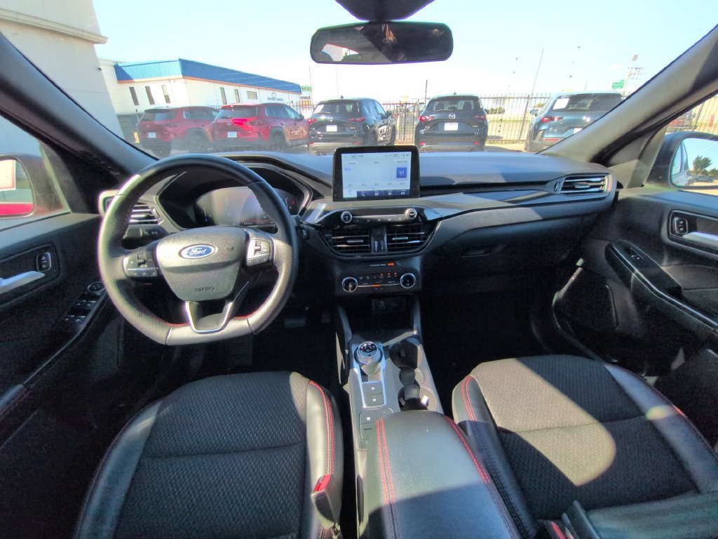 Used 2026 Ford Escape ST-Line FWD image 25