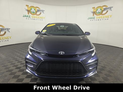 Used 2024 Toyota Corolla SE image 2