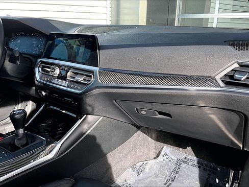 Used 2021 BMW M4 Coupe w/ Executive Package image 16