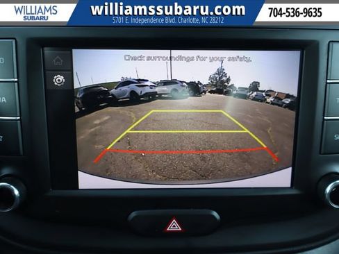 Used 2024 Kia Soul LX FWD image 28
