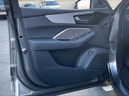 Used 2023 Acura MDX FWD w/ Technology Package image 24