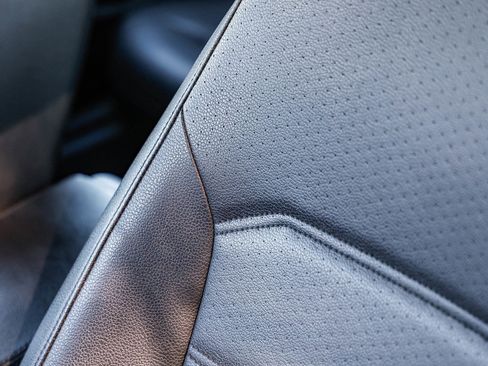 Used 2018 Volkswagen Passat 2.0T R-Line image 24