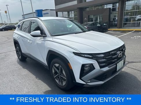 Used 2025 Hyundai Tucson SEL AWD/4WD image 1